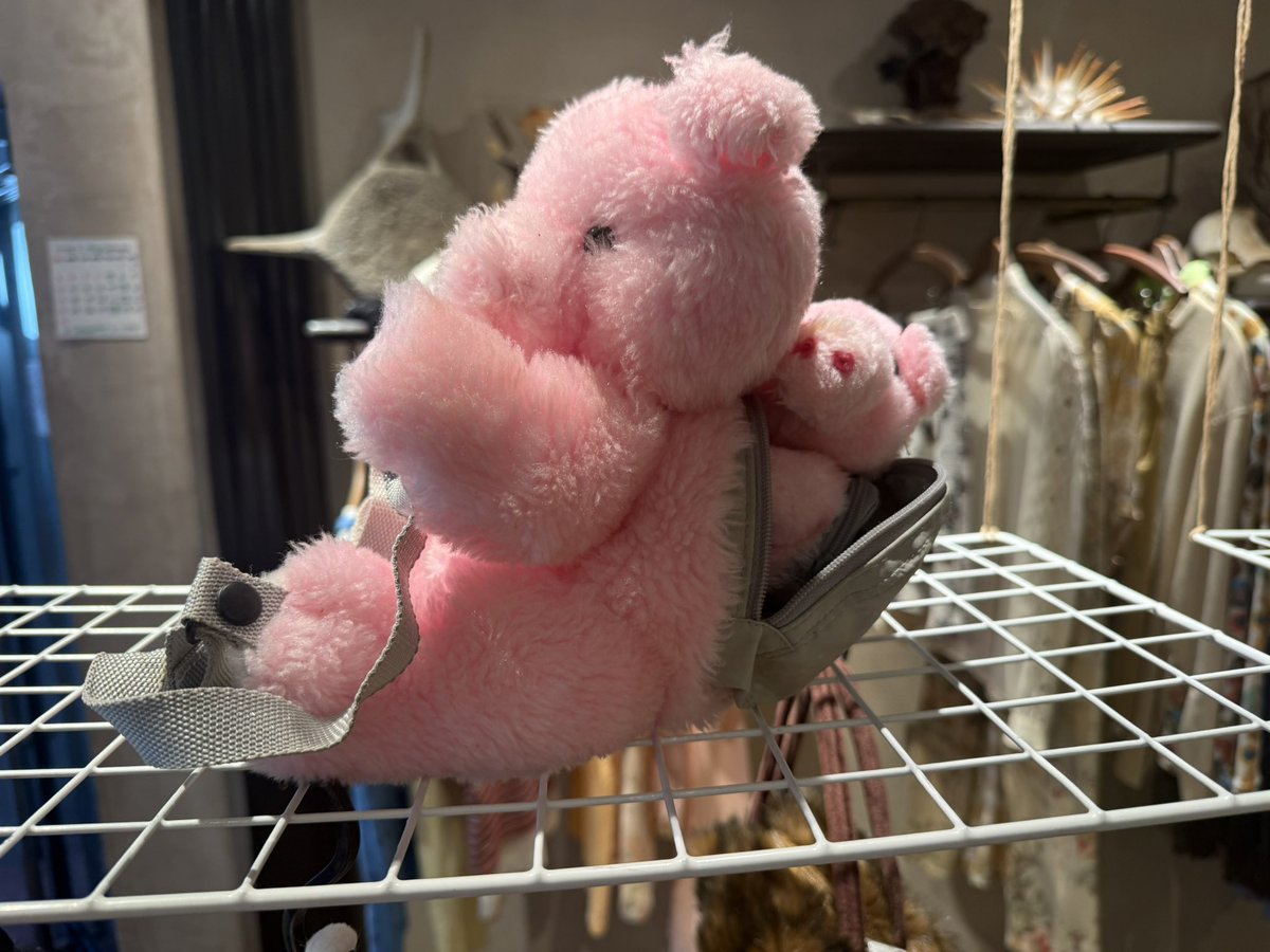 先日古着屋さんでみたぬいぐるみバッグ、80年代のアメリカ製