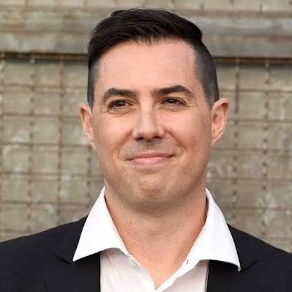 merlinpapin3's tweet photo. On souhaite un Bon Anniversaire à #BradPeyton qui a 48 ans scénariste et réalisateur on lui doit

The Woods
DayBreak
San Andreas
Rampage
the Responders
Republic of Doyle
Frontier
Comme Chien, et Chats

@FredOL69007

❤️si vous aimez https://t.co/Qtw3x3U88s