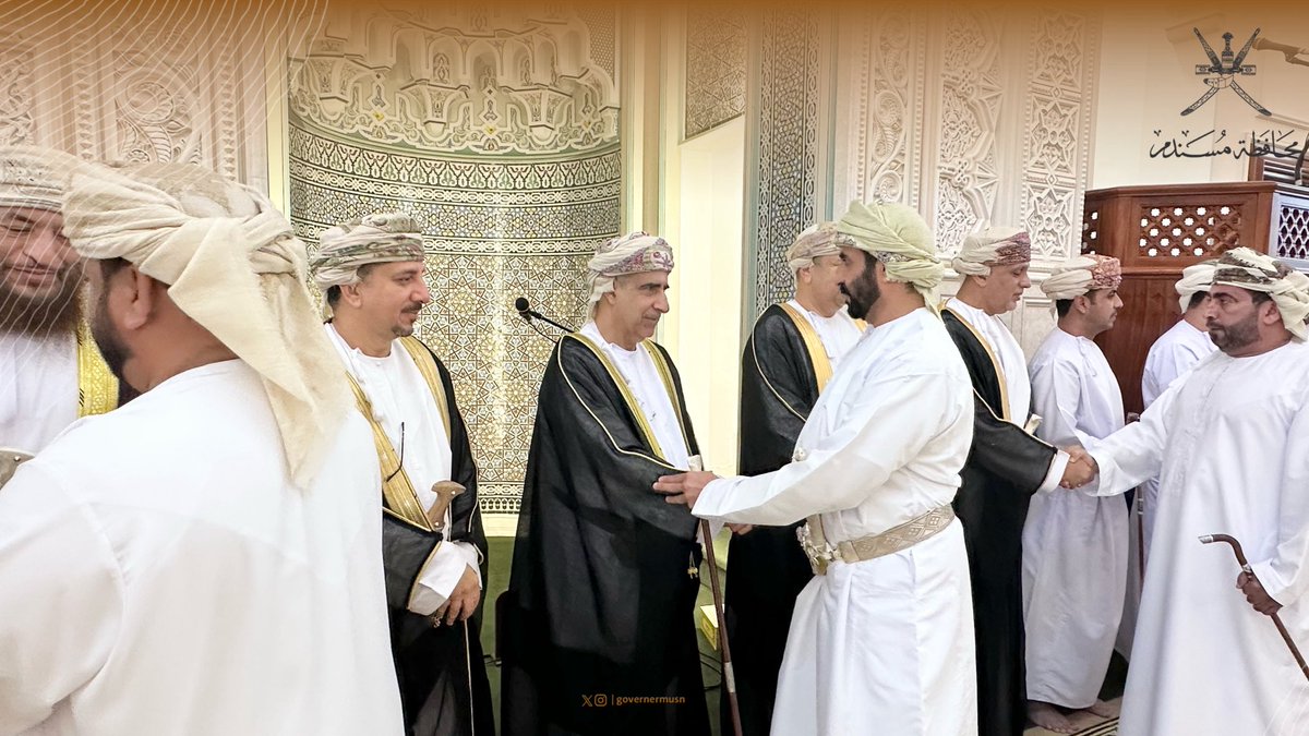 Governermusn's tweet photo. معالي السيد فيصل بن حمود بن نصر البوسعيدي، محافظ مسندم، يؤدي صلاة عيد الأضحى المبارك لعام 1447 هـ في ولاية دبا، ويستقبل المهنئين بهذه المناسبة، سائلين المولى أن يُعيدها على عُمان، وقائدها، وشعبها بالخير واليُمن والبركات.

#محافظة_مسندم https://t.co/DejPzoTcvX