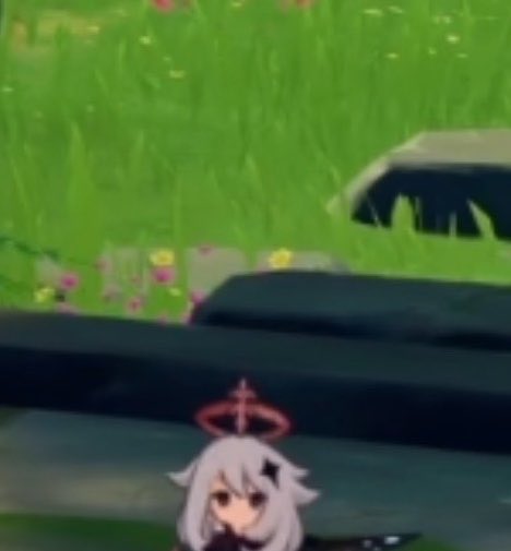 MiuMidnightVT's tweet photo. LOL I’m editing my video and I noticed paimon is so tiny in this scene https://t.co/ze0NRgBeCQ