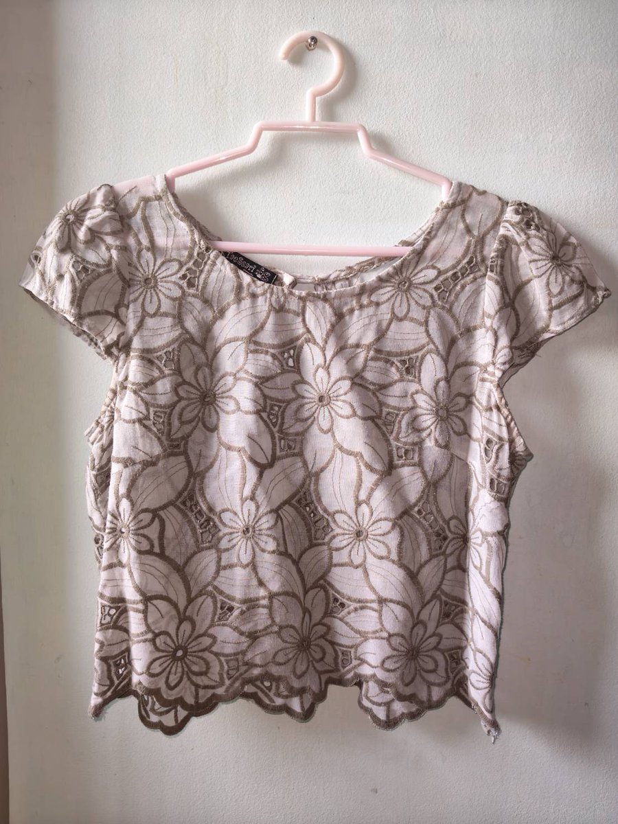 w9sep's tweet photo. ส่งต่อเสื้อผ้าเราเองคับบ ตัวล่ะ25 ทักมาดูพตได้เลย   

#ส่งต่อเสื้อผ้ามือสองราคาถูก  #ส่งต่อเสื้อผ้า #โล๊ะตู้เสื้อผ้า #ส่งต่อเสื้อผ้ามือ2 #มือ2 https://t.co/p7uINZCFuH