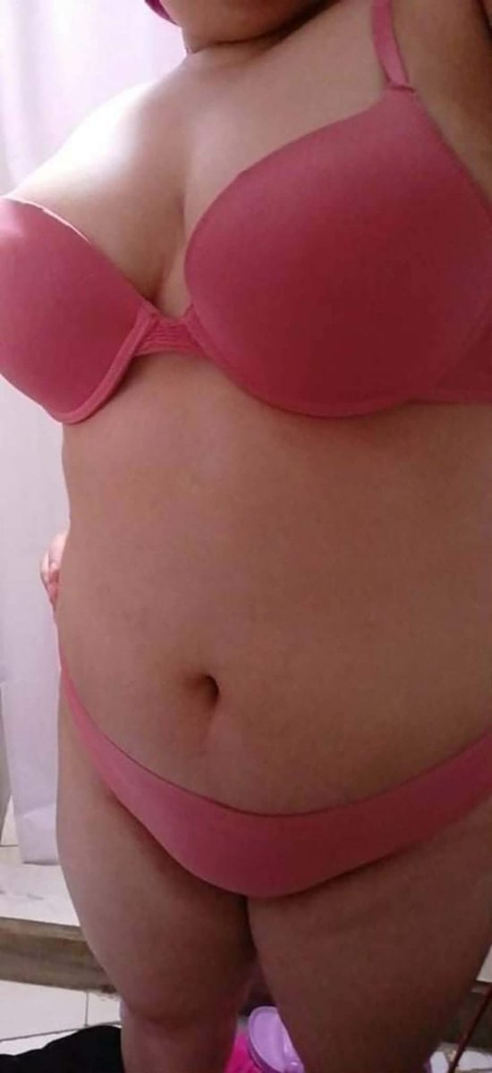 Parejashant's tweet photo. Como ven a una amiga.   Le encanta el sexo y es bien cachonda. https://t.co/Lwb5SAhjVu