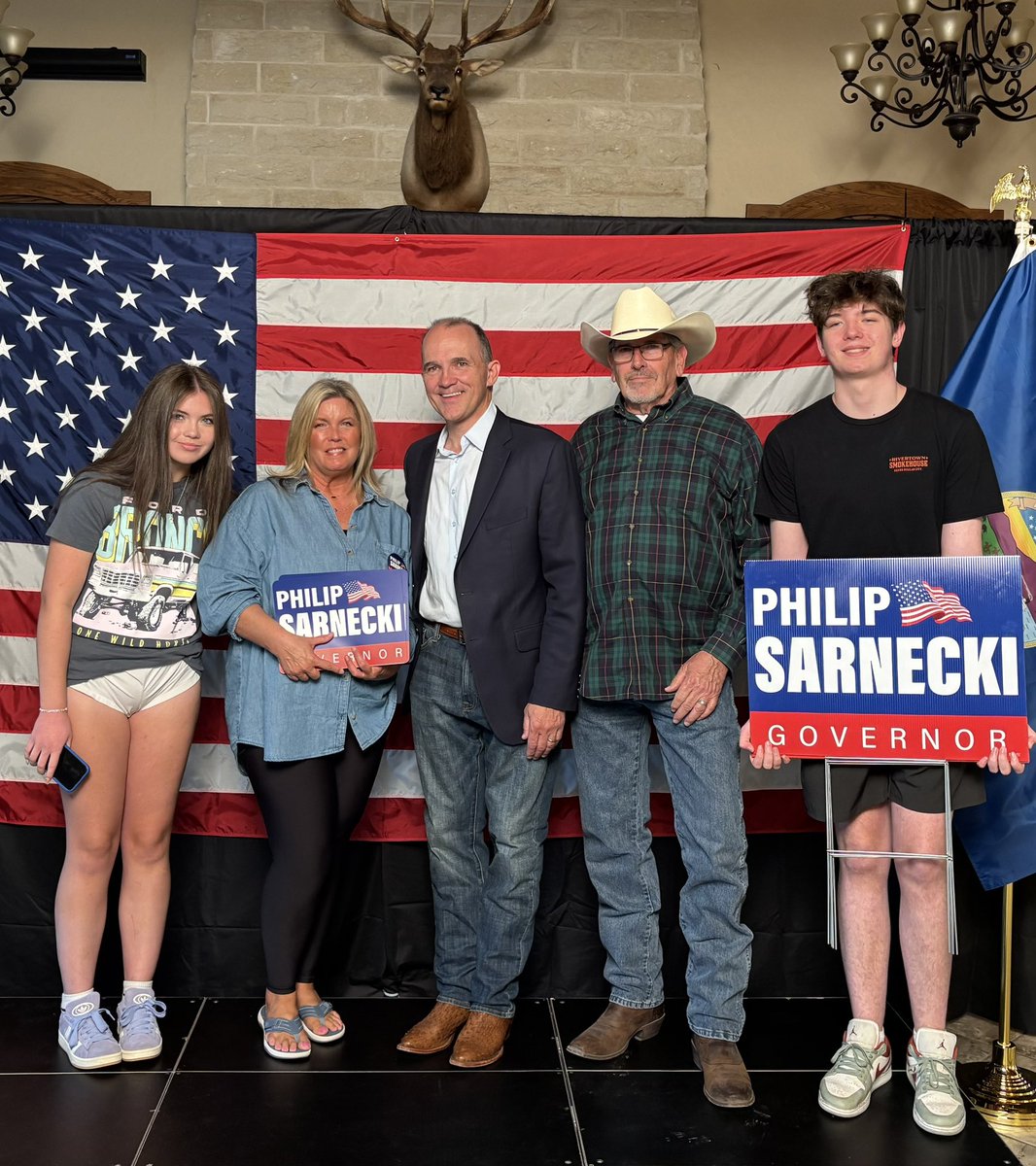 R. Philip Sarnecki tweet media