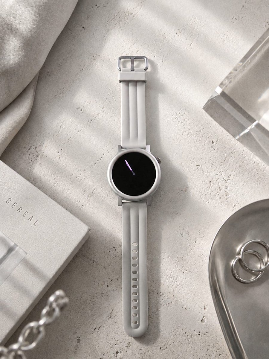 OVadgave's tweet photo. Using the CMF Watch Pro 3 for the last 2.5 weeks and honestly… this smartwatch surprised me in many ways. 
1. This watch looks CLASSY.
Works perfectly with:
• formals
• casual wear
• gym outfits
It genuinely feels surprisingly lightweight despite looking slightly bulky. https://t.co/t4M6nkMj7R