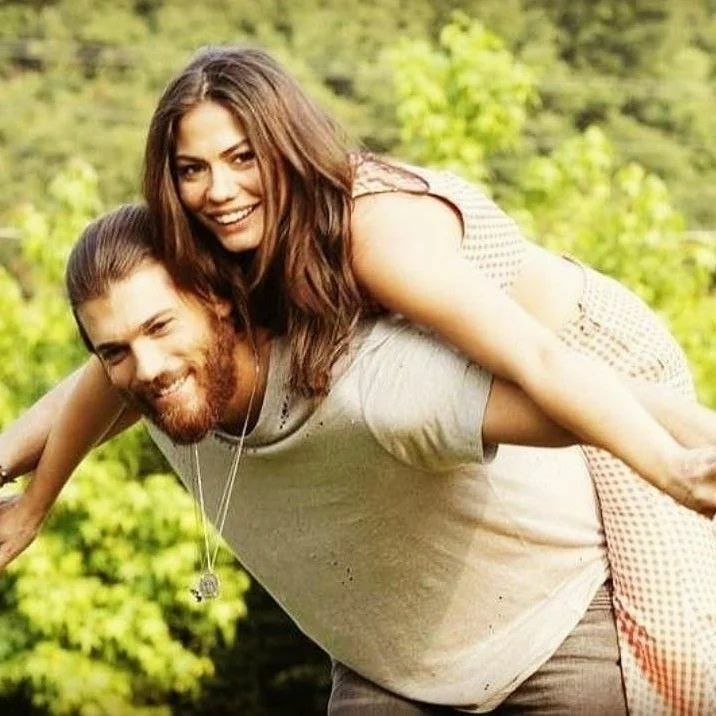 69Fenice's tweet photo. Sei la ragione del sorriso sul mio viso, della luce che vedi nei miei occhi, della felicità e dell'amore che ogni giorno riempie il mio cuore .
(Cit)
Günaydın kızlar 🫶🦋
#CANEDEMETUNICAREALTA ❤️‍🔥❤️‍🔥 https://t.co/ti4qoAxV8E