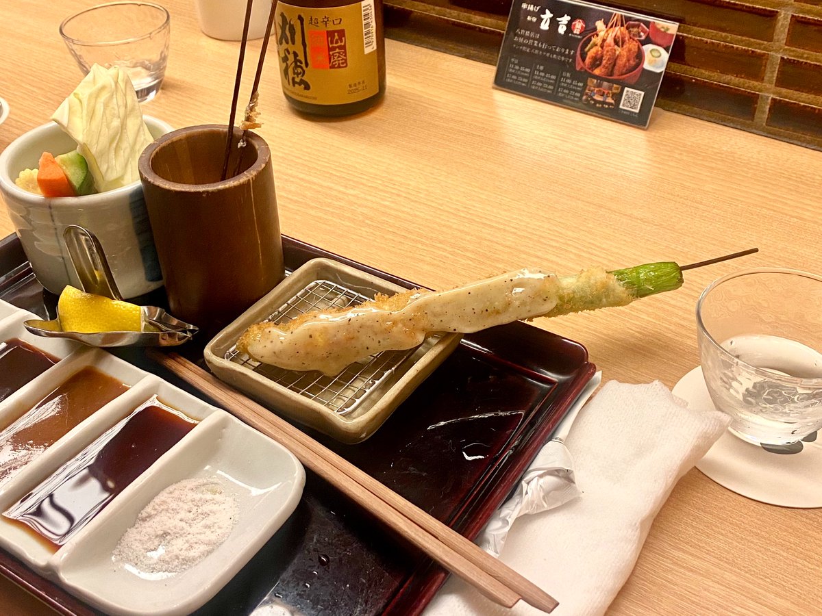 La____i's tweet photo. @thundeluck ぜひ〜！
ただ、つじ半は予約不可な上に常に並んでるのでご注意を！
わたしのときは土曜17時半くらいに行って約1時間半待ち😉
立吉は普段揚げ物がもたれやすいわたしでもバクバク食べられたのがおすすめポイント◎ https://t.co/tUnU5rCKxt