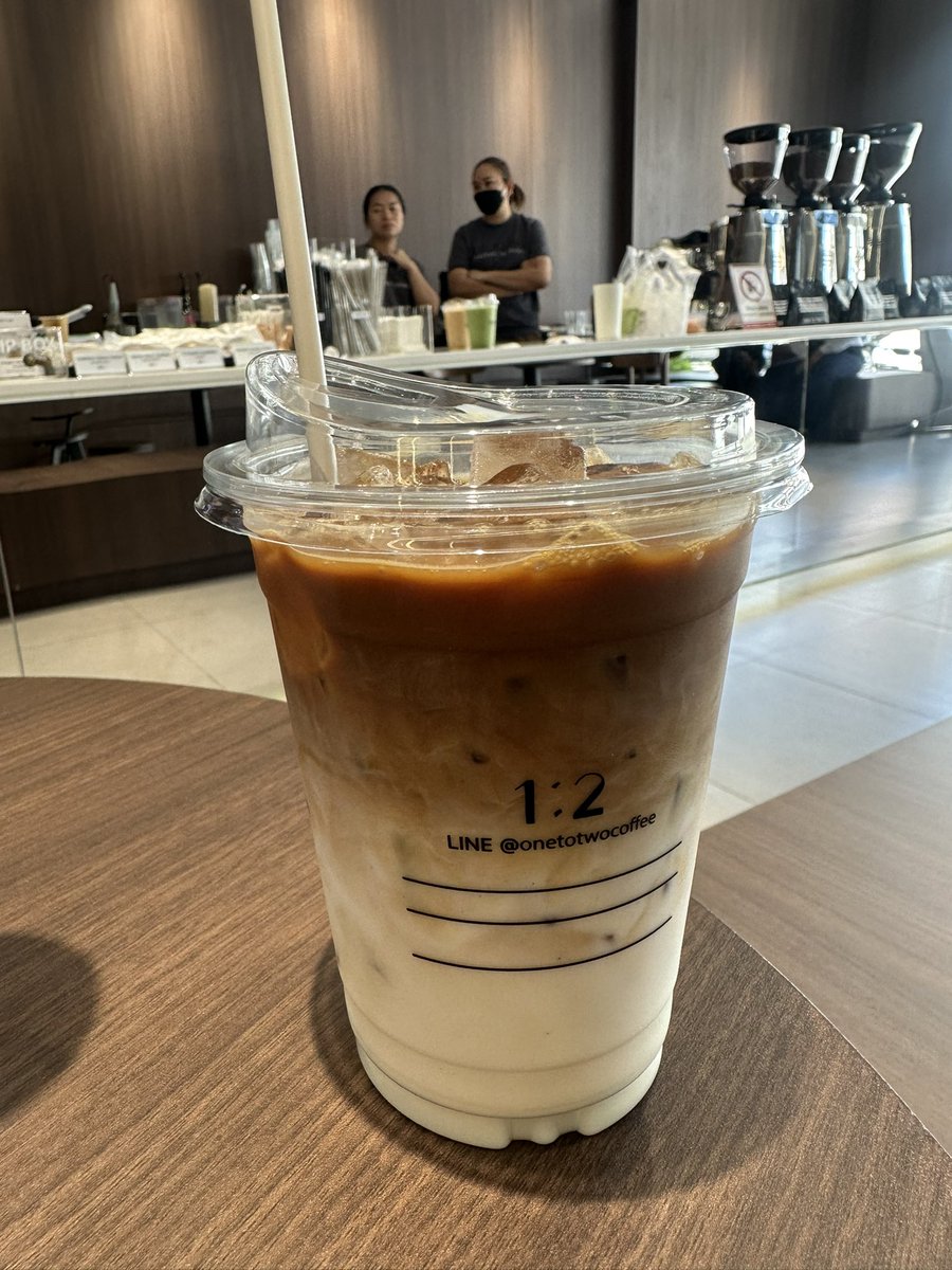 roslymost's tweet photo. กินกาแฟเป็นเพื่อนหน่อยคะ เหงาจัง
#chubby #chubbygirl #สาวอ้วน https://t.co/F3DNr2cY2u
