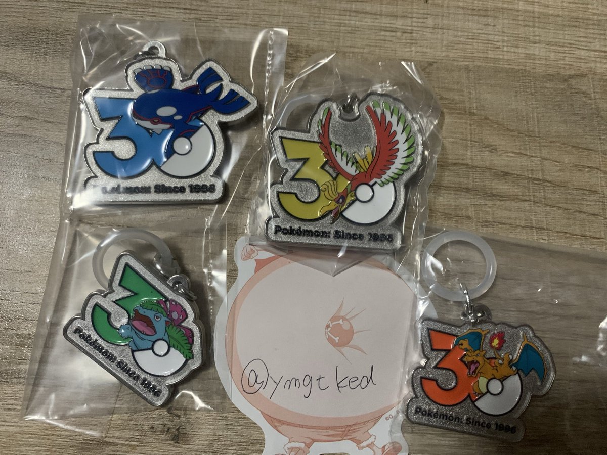 ymgtked's tweet photo. 【交換】　ガチャ
ポケモンメタルチャーム　第一弾　第二弾

譲→リザードン、フシギバナ
　　カイオーガ、ホウオウ
求→ヨッシー（たまご付きだと嬉しいです。何色でも可能）

なかなかヨッシーに出会えず、、、
郵送交換希望
気軽にお声掛けください！ https://t.co/mOF4n5D5Bh
