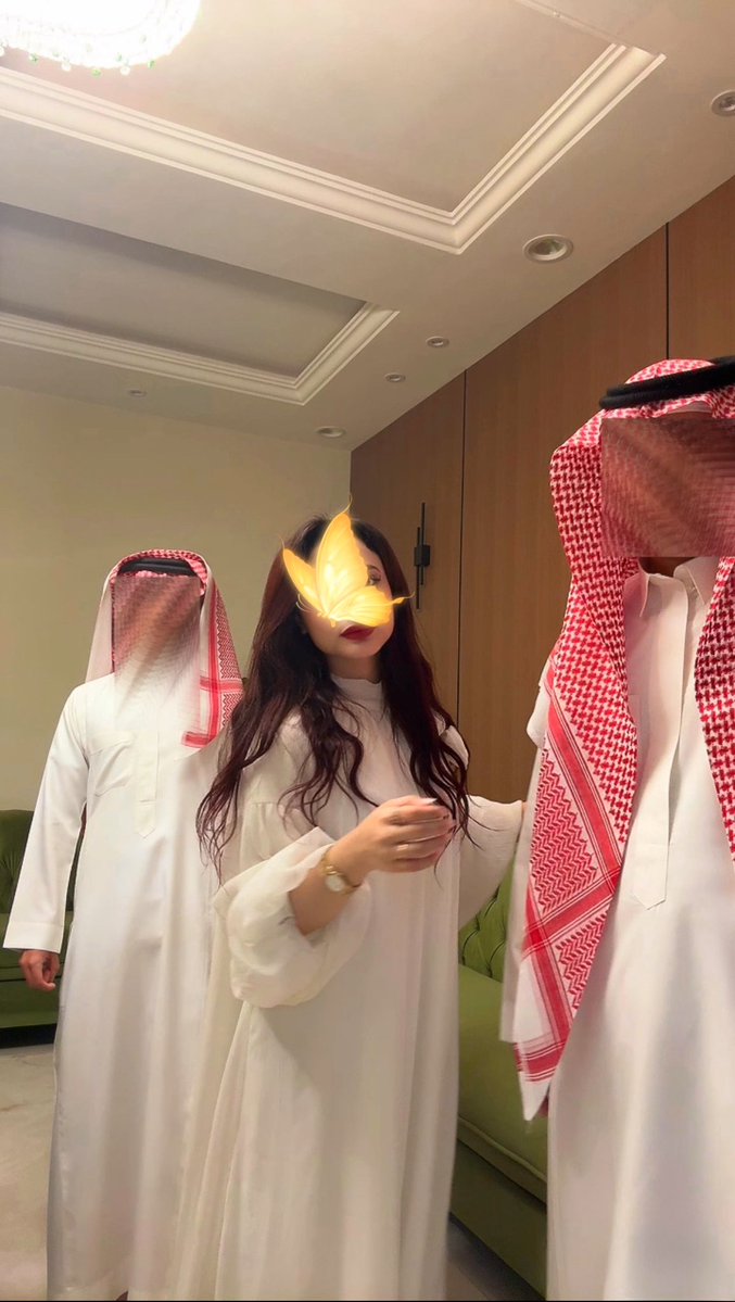 Atheer tweet media