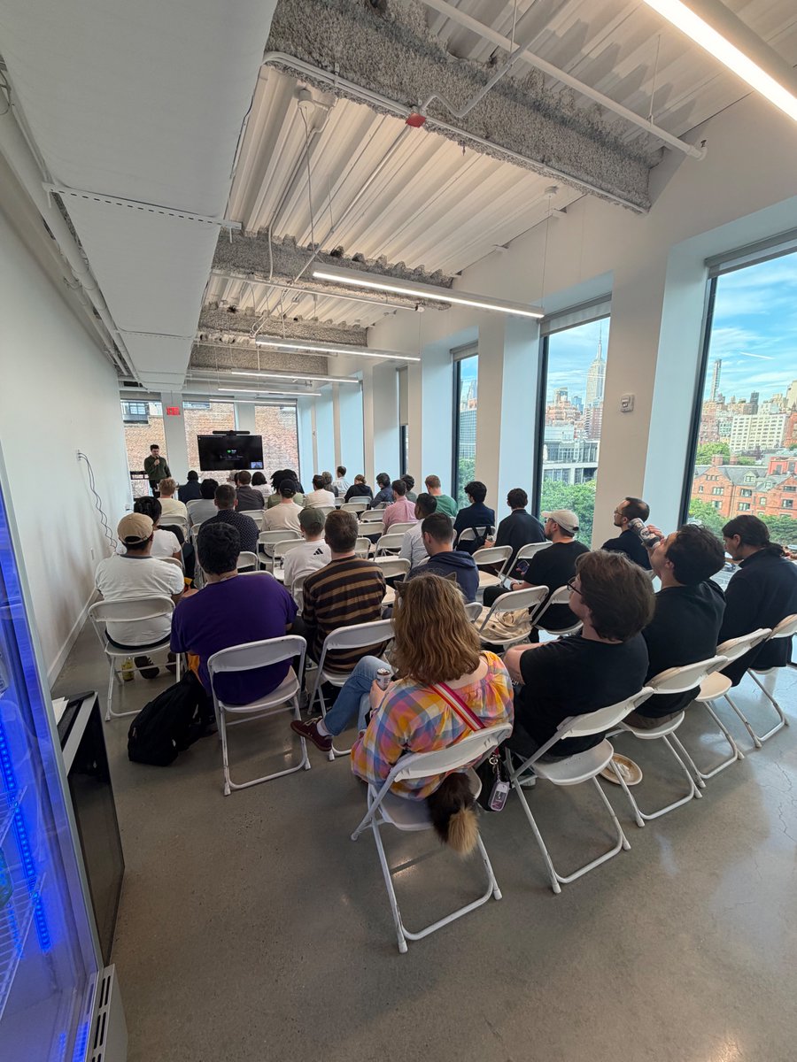 iOSoho's tweet photo. Thank you to Suno for hosting the May iOSoho meetup!
A big thanks as well to Sami Bouchebaba and Winston Du for their great talks today.
Stay tuned for the next meetup announce! https://t.co/RU5JehJGEJ
