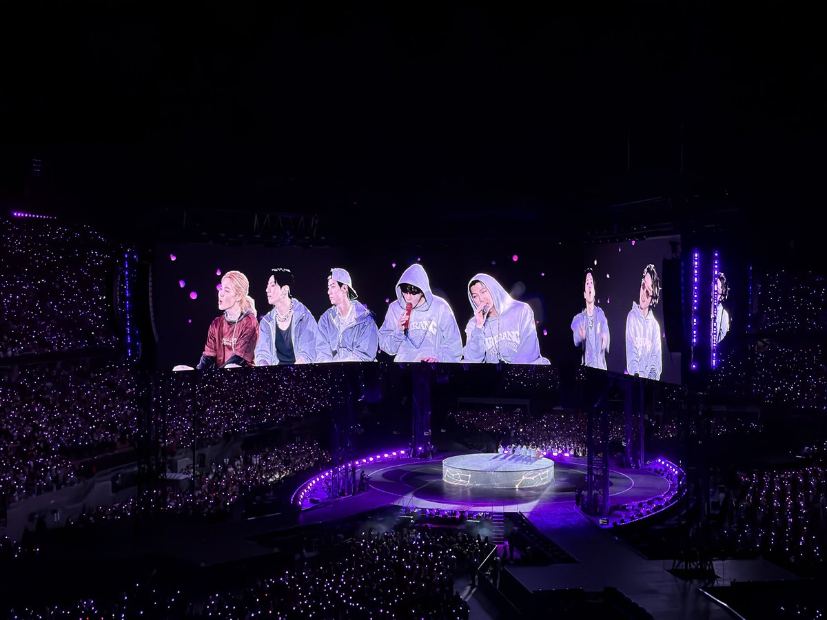 _genevs's tweet photo. BTS ARIRANG CONCERT 💜💜💜

5.19.2026 Stanford Stadium

FOREVER GRATEFUL I GOT TO EXPERIENCE BTS LIVE🥺😭

#btsarirang ily https://t.co/3geg8qGpP9