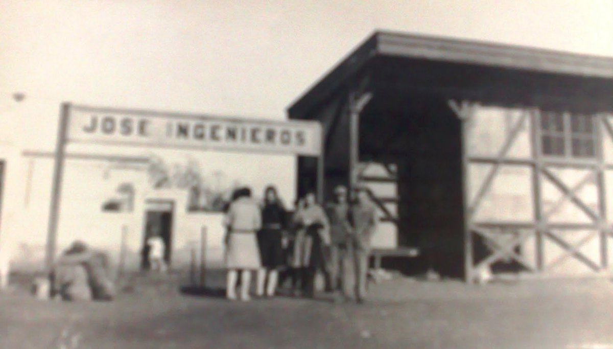 fernandotrigo3f's tweet photo. FELICES 98 AÑOS A LA LOCALIDAD DE JOSÉ INGENIEROS 🎉 

El 27 de mayo de 1928 un grupo de vecinos fueron a la municipalidad a pedir que el entonces barrio Km2, llevase el nombre del reconocido médico José Ingenieros.
Se cumplen 98 años de aquel día, 98 años de este hermoso barrio. https://t.co/06AxhC5Z76