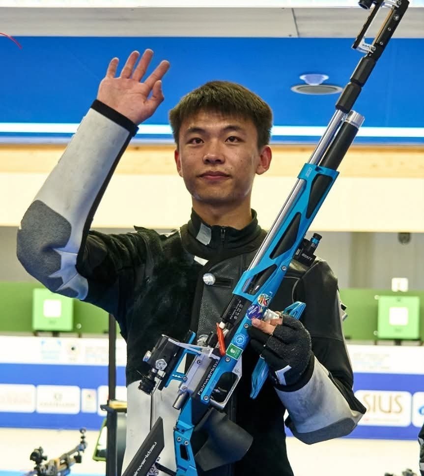 indianshooting's tweet photo. Zhang Changhong 🇨🇳 wins Gold in Men's 10m Air Rifle at the ISSF World Cup in Munich, Germany. https://t.co/mgZA73ZOWE