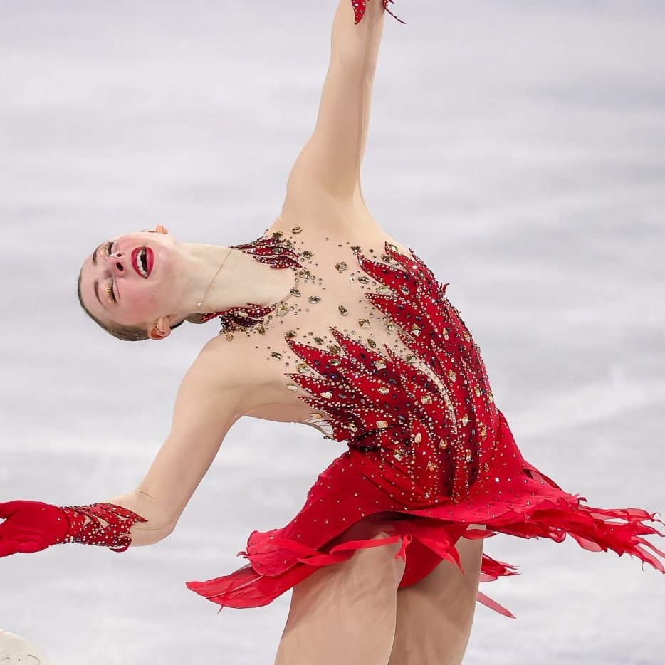 DailyFSCostumes's tweet photo. Sarah Everhardt — The Firebird 
#fstwt https://t.co/5nIy7NOt3x