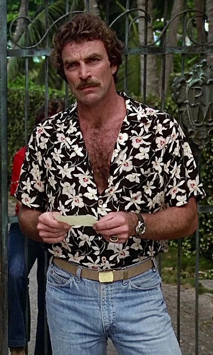 rachcorrine's tweet photo. No clue what gigamogged means. BUT APPARENTLY summer 2026 is about *checks notes* embracing your inner “sleazebag chud aloha shirt margaritaville energy.” Leaving this here. Interpret as you see fit. https://t.co/YLzcwNV7m5