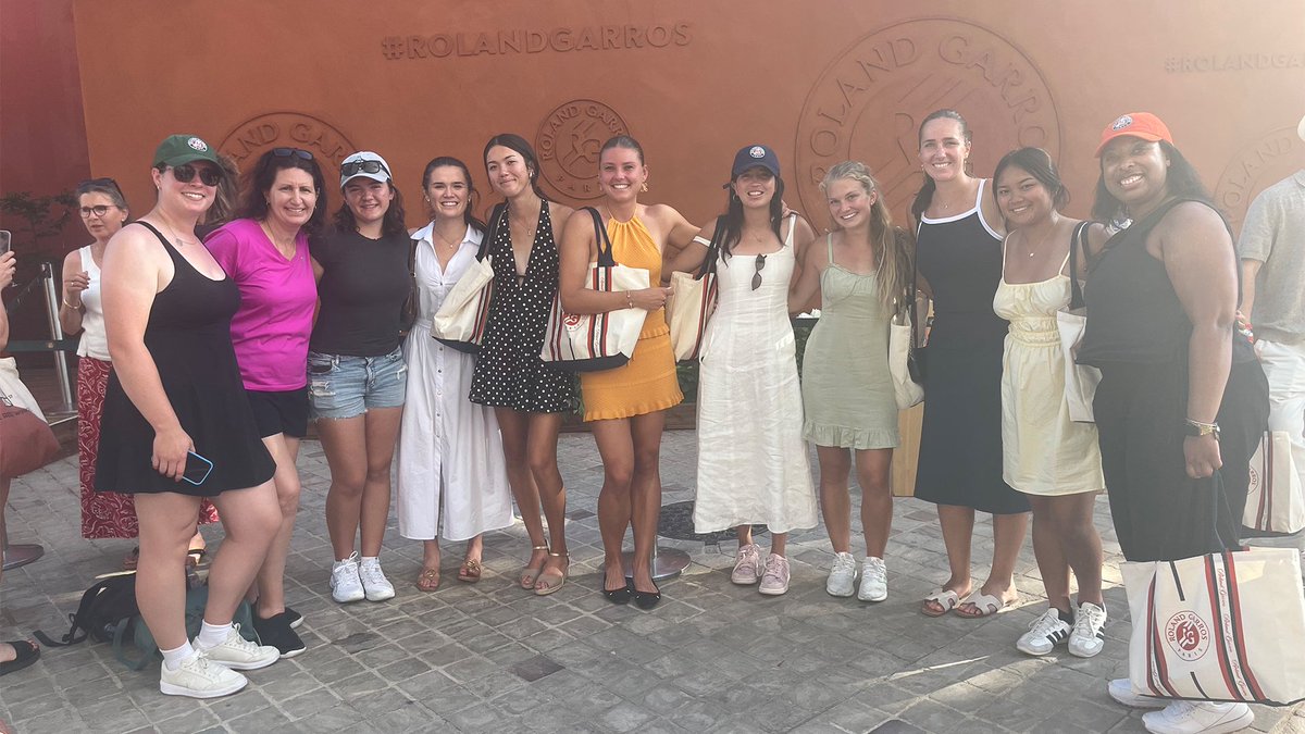 ElonWTennis's tweet photo. Fun day at Roland Garros! 🎾

Click the link below to read about our day at the French Open 📝

➡️  https://t.co/lAhG9naXCT

#PhoenixRising | #EUWT https://t.co/mjmTWJeJcH