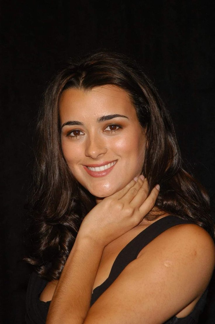 Cote De Pablo tweet media
