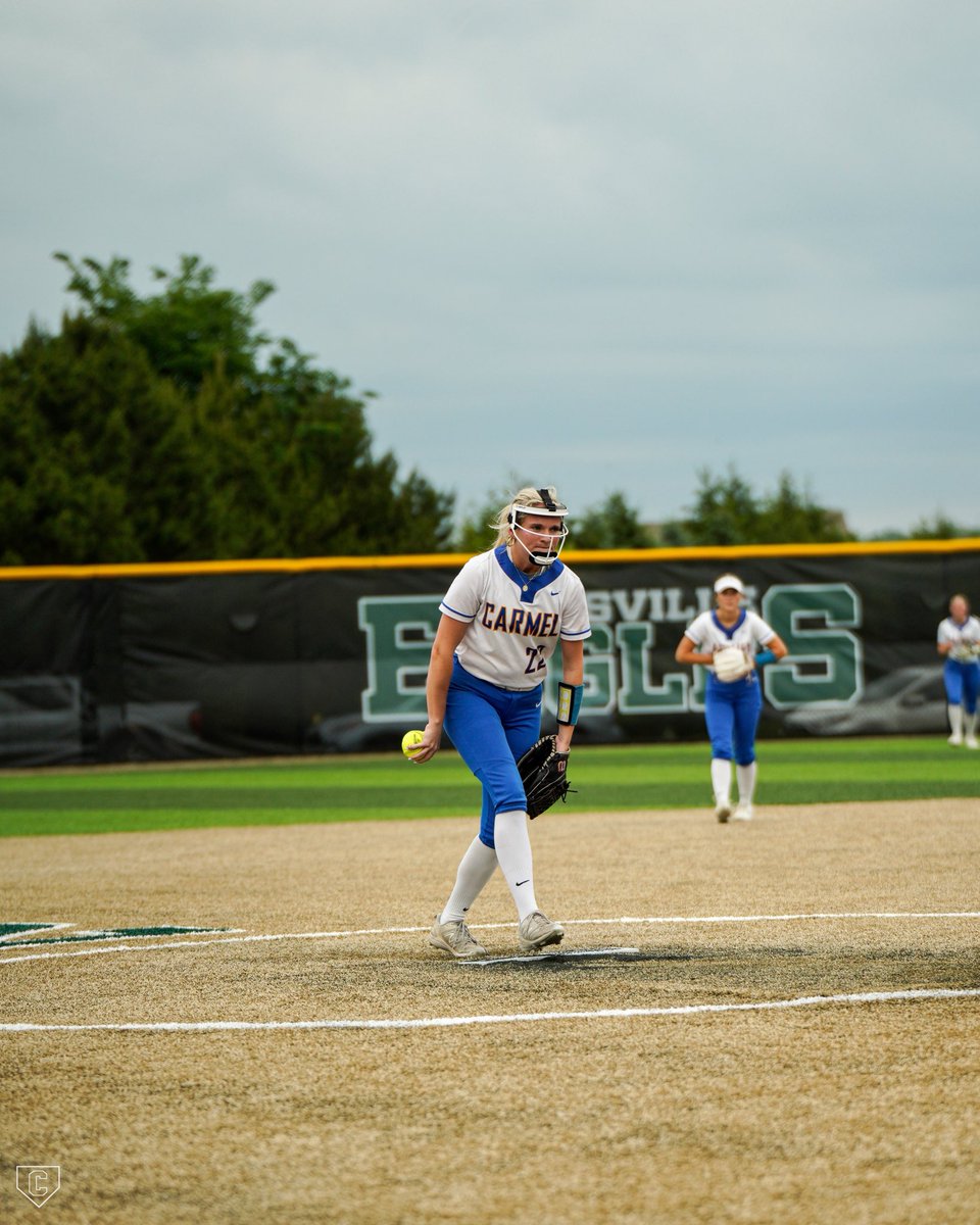 HoundsSB's tweet photo. Staying strong.

Carmel: 5
Westfield: 4 

Bottom of the 6th

#allin https://t.co/1vz0IQLjNr