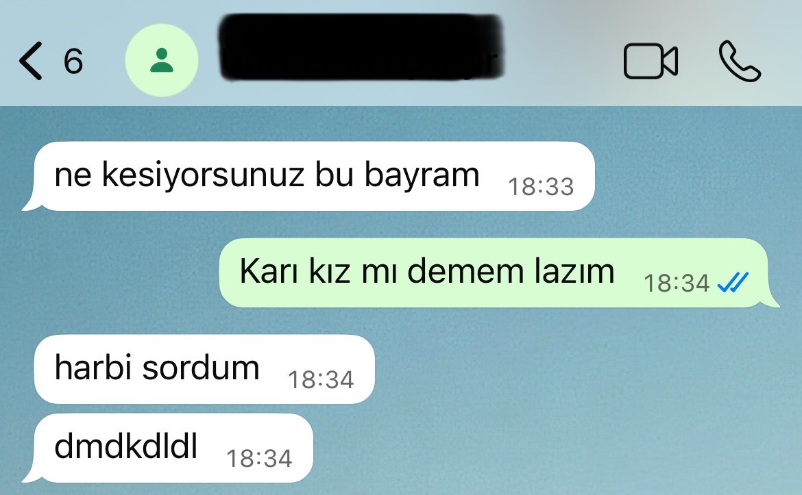 sMorganlefay's tweet photo. Yazmak isteyen harbi yazıyormuş #KurbanBayramımızMübarekOlsun https://t.co/NJbq5o7ZaI
