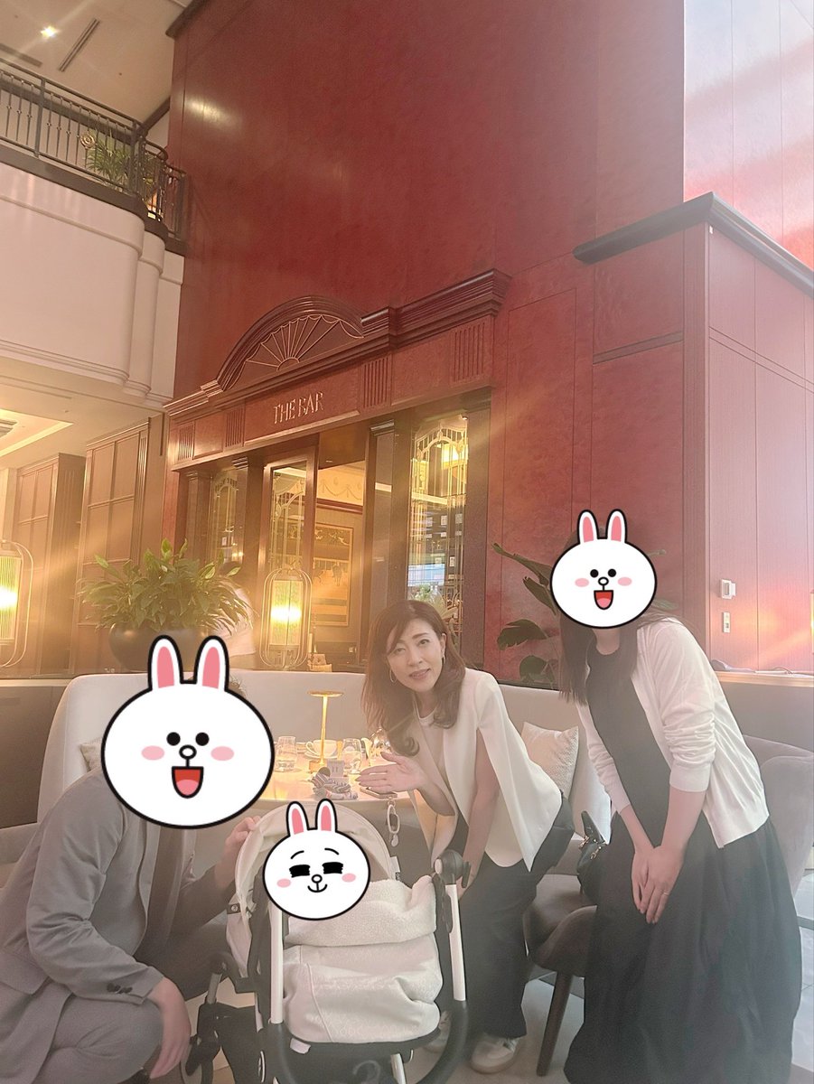 Link_Osaka's tweet photo. 弊社にて成婚された東京在住の男性会員様に、去年末にbaby ちゃんが誕生💕東京出張の間にお会いしてきました！
場所は、お二人が初めて出逢われたお見合い場所の「ウェスティンホテル東京」にて。
美男美女から誕生したbaby ちゃんは、それはそれは可愛い男の子でした！
仲人として嬉しすぎる再会😭 https://t.co/BCnPov2X49