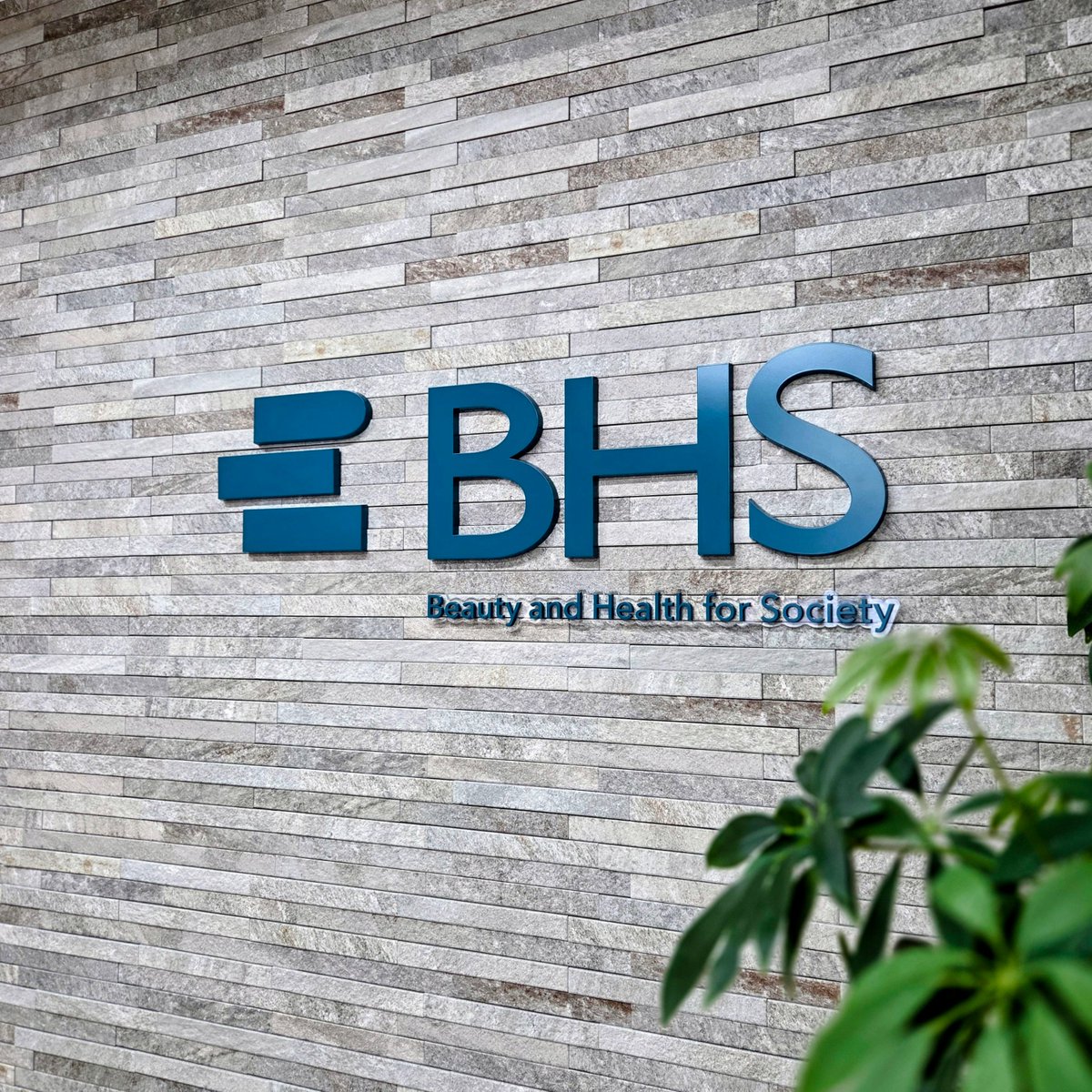 株式会社BHS【公式】電気治療器・マッサージ器メーカー tweet media
