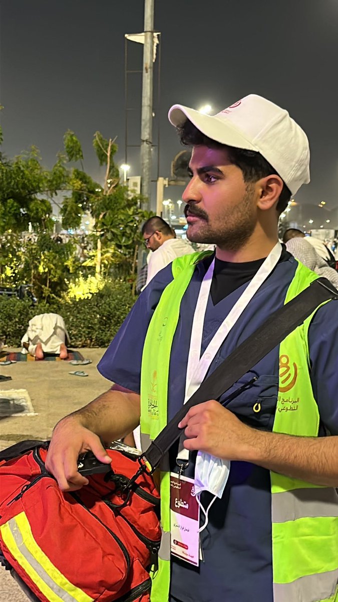 f_fd16's tweet photo. مزدلفة 📍

#بهمة_سرينا18
#البرنامج_الصحي_التطوعي_بالحج
#مزدلفة 
#حج_1447هـ https://t.co/Xe7NZYMgsR