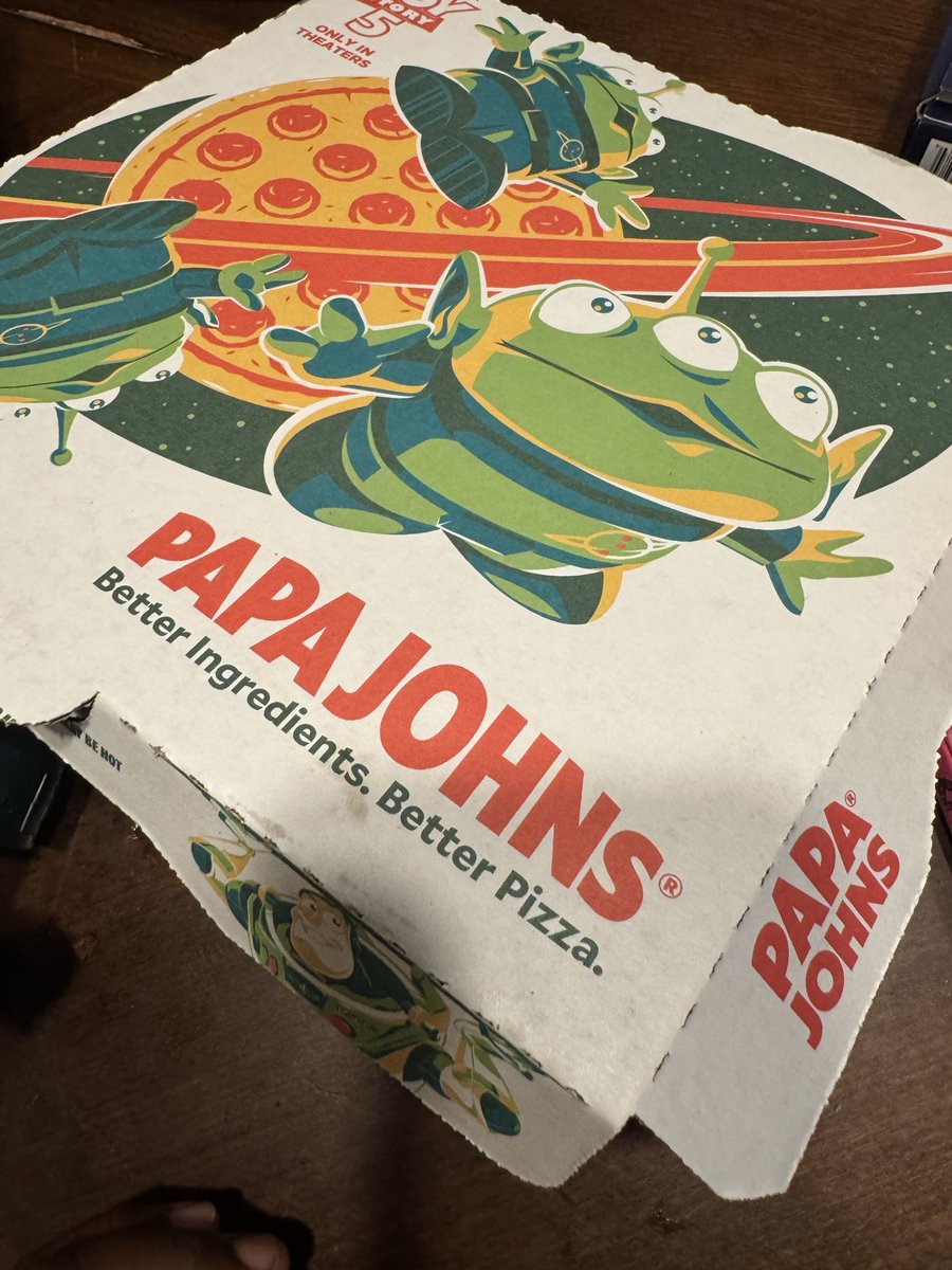 TravisMosby's tweet photo. @PapaJohns  we just tried new Toy Story personal pan from our local store this was the result. My 5 year old will not touch it. Original crust is apparently thin crust no sauce no flavor very disappointed. https://t.co/X6eRf8oymp