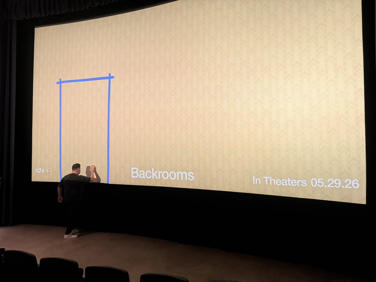 3CFilmss's tweet photo. Currently knocking to enter #TheBackroom https://t.co/1QVORL9qaS