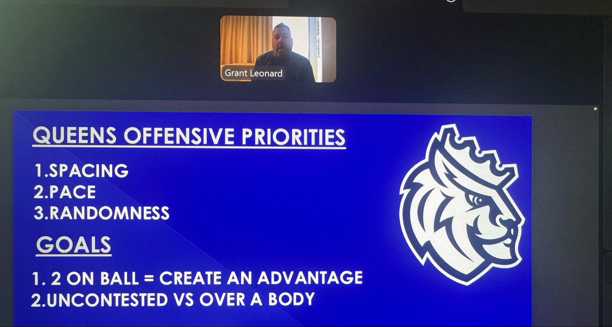 Chris Oliver tweet media