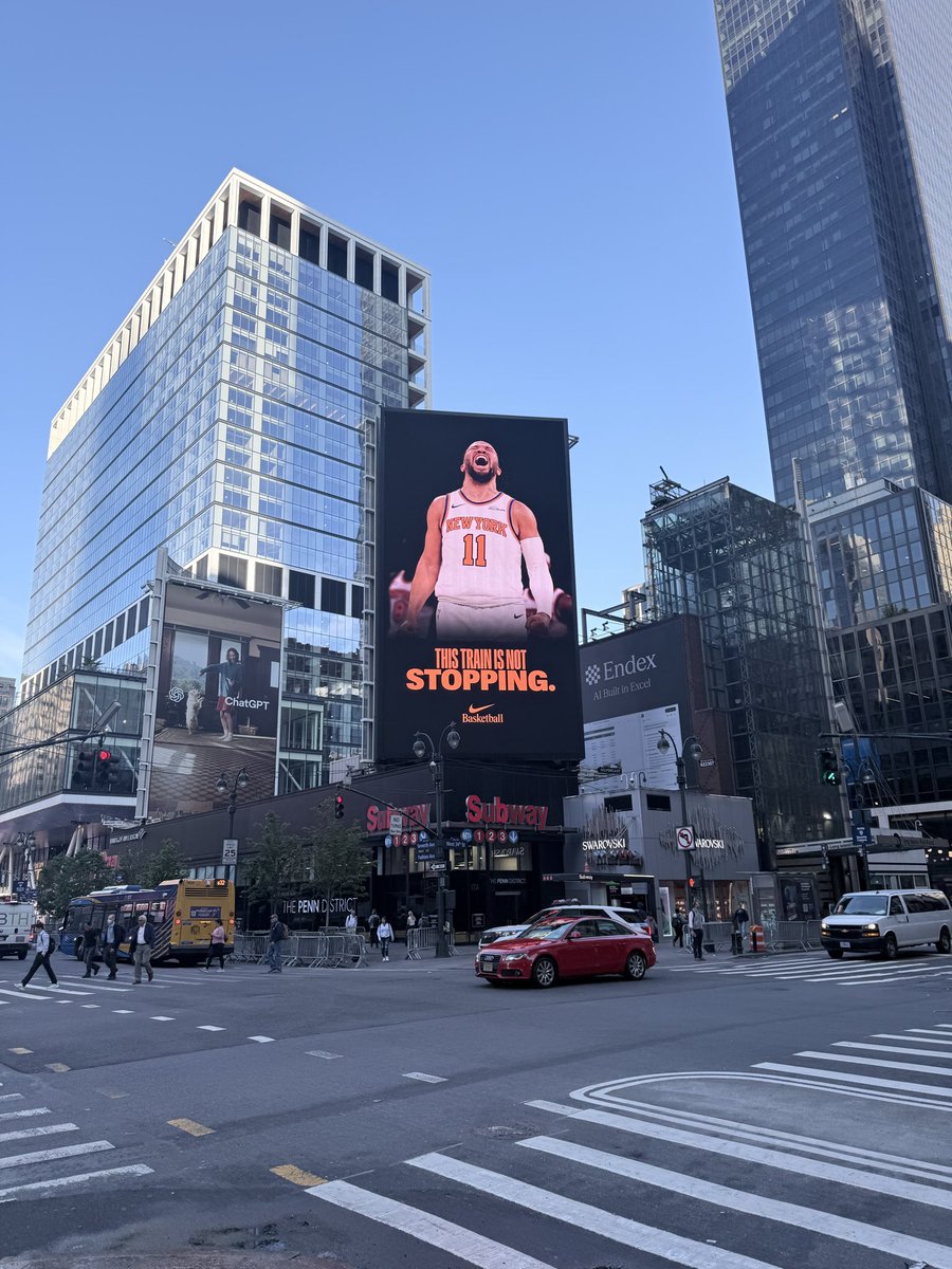 Colin40812943's tweet photo. NEW YORK OR NOWHERE!🗽 https://t.co/GVZ9jlQISg