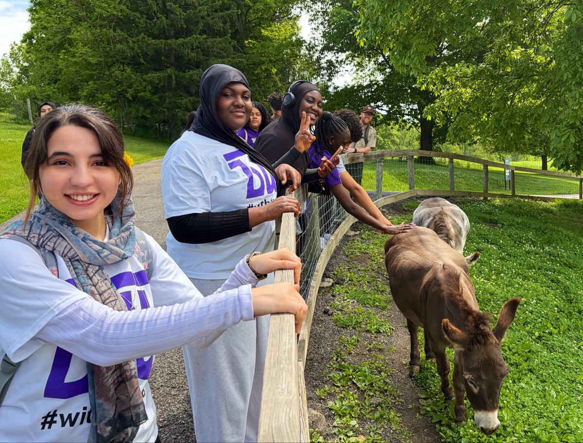 BHS_ESL's tweet photo. Round Hill Park Farm shows how animals can bring us together. 🐐🐄🐓 Afghanistan, Honduras, Venezuela, Sudan, Ghana, South Sudan, Nepal, and the USA: different countries, shared connections. ❤️🌎 @bwhitfield23 @mrswells_BWSD @BHSActivities https://t.co/BEUjSoGvlS