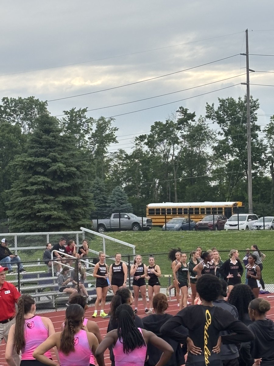 CoachDanRector's tweet photo. PH girls ready for Regional 4x100m Relay! https://t.co/65AOFmxo3f