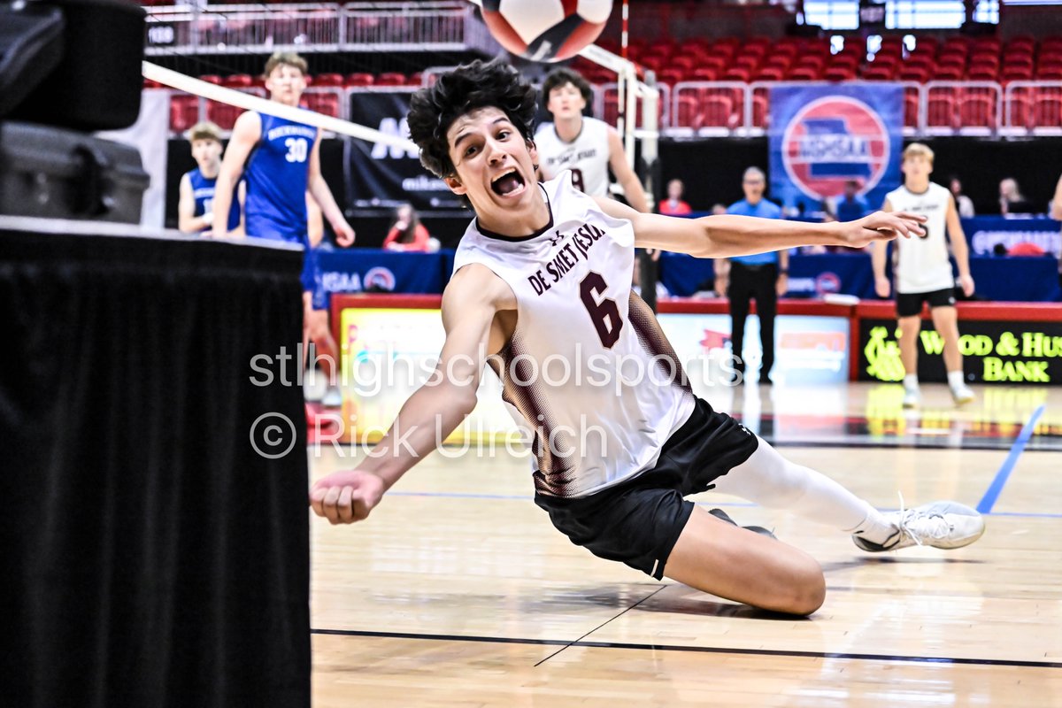 RickyRick_Photo's tweet photo. 2026-05-26 De Smet moves on to the Championship match with a victory over Rockhurst.  More photos and article will be at https://t.co/lObCklyiZX

@STLhssports  @DeSmet_ADBarker @DeSmetJesuitVB https://t.co/wsxbAMtCC5