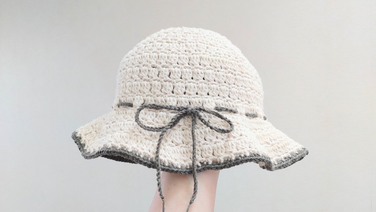 RelaxCrochet's tweet photo. 夏の帽子編みました👒
アクセントのリボンと縁編みが可愛く仕上がりました😊
クリームとブラウンの落ち着いた雰囲気でさらっと軽い被り心地。
https://t.co/QtP4MhHKpn https://t.co/5z1HyCTABw