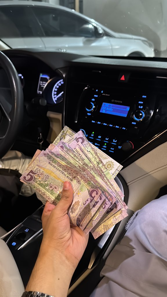 671i2's tweet photo. كل لايك بحوله عيديه https://t.co/uD9PNga6cy
