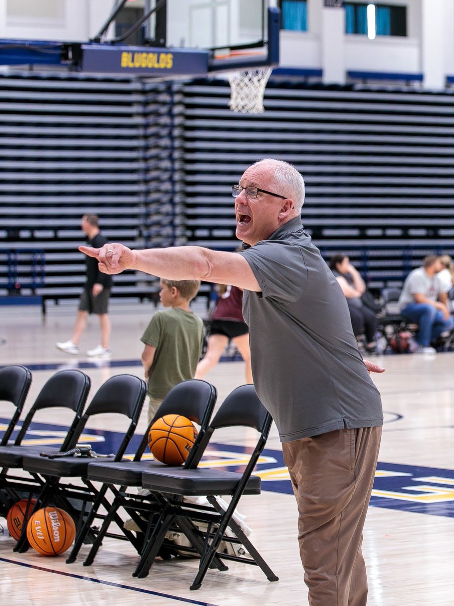 teamwinoll's tweet photo. Coaching Matters. https://t.co/2yDFLyoyFi