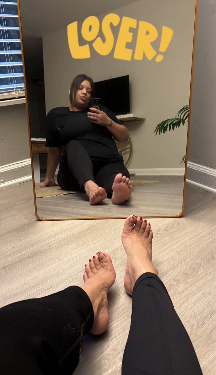 ExploreMySoles 🥰 DM IS CLOSED! tweet media