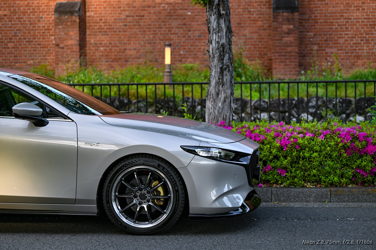 yaaama_try's tweet photo. 良き良き👍
#withmazda 
#プラチナクォーツメタリック 
#MAZDA3 https://t.co/JoPOVZOwKF