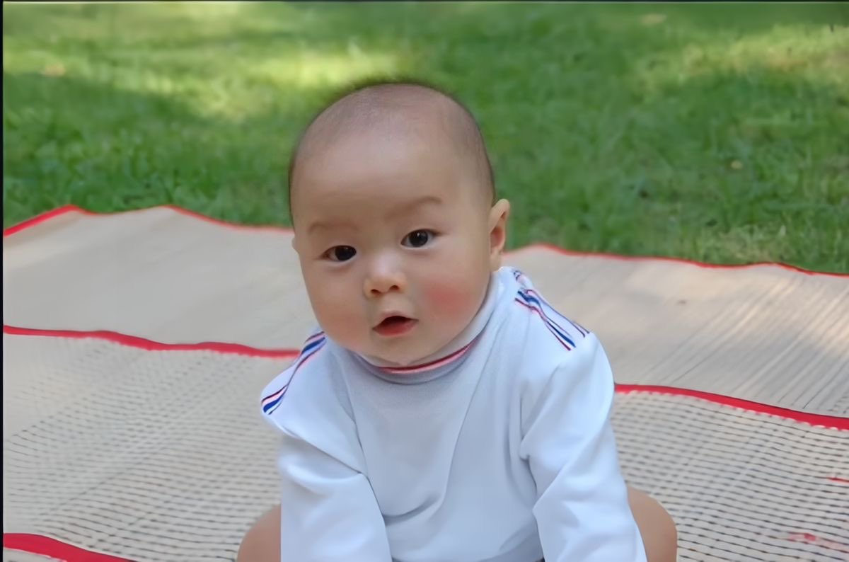 nich_aaaaa's tweet photo. มุอ้วมมม ลูกชิ้นกลมๆๆๆ ทำไมฉันถึงไม่ได้เป็นแม่แท้ๆ ลูกชิ้นก้อนนี้ล่ะ🥺
#JUNGT https://t.co/XPGeMYpfRY