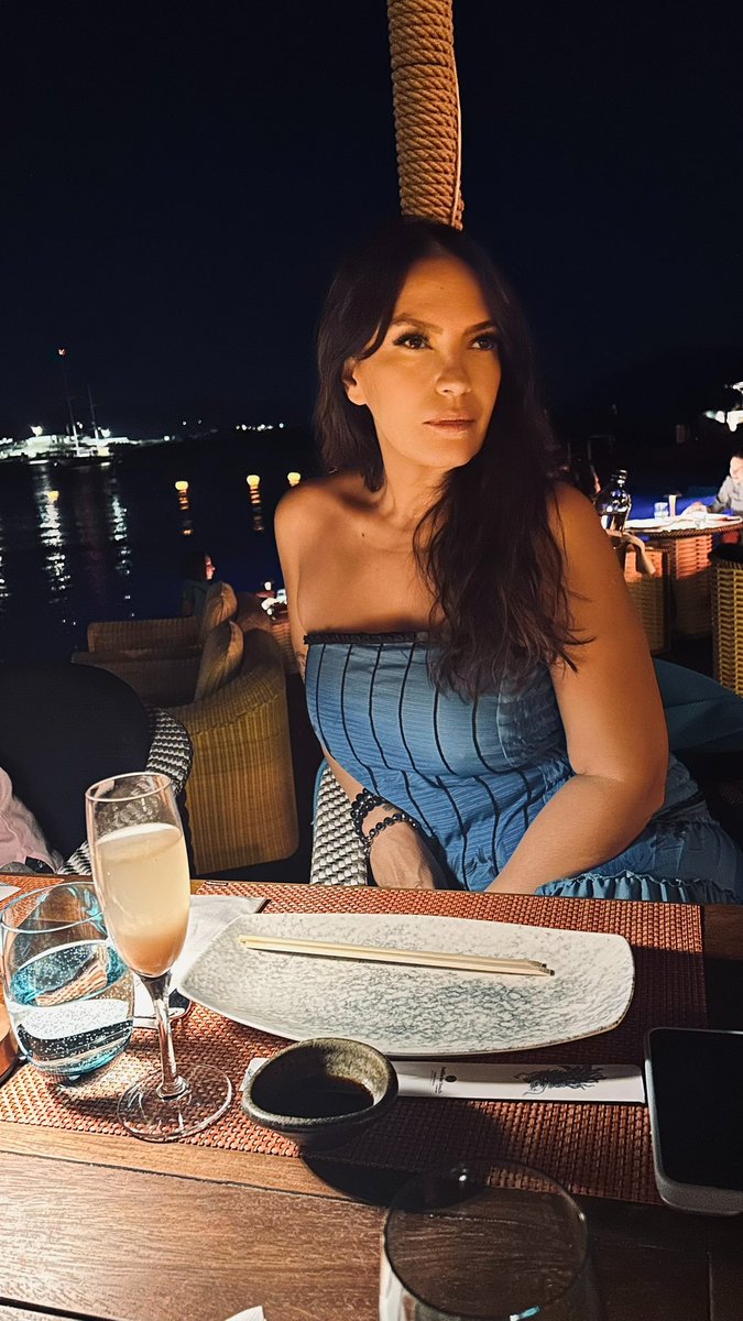 Yesim Salkım tweet media