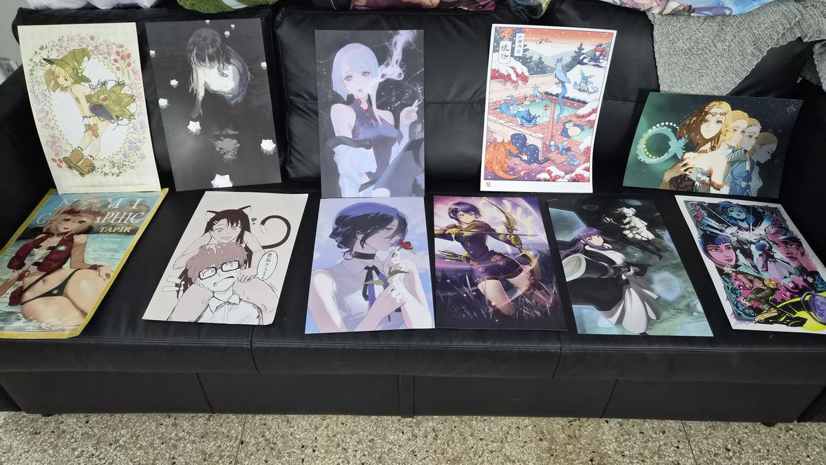 MichaelWLP's tweet photo. My momocon haul https://t.co/Z3xHfsKLOA