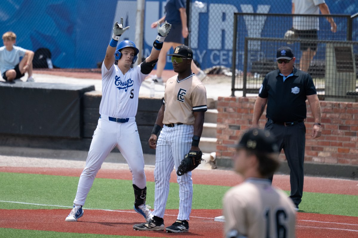 SMCCCougars's tweet photo. .@SoMtnBaseball posted a 13-12 victory over East Central CC (MS) to Continue its Time at the World Series! 

Sophomore Jack Meissner drove in the final 5 #SMCC runs, all with two outs: https://t.co/MVfbQYNsIR 

Cougars set new program record with 49 wins! @lano11o7 @CatchBot7 https://t.co/Ng2gLzQl4w