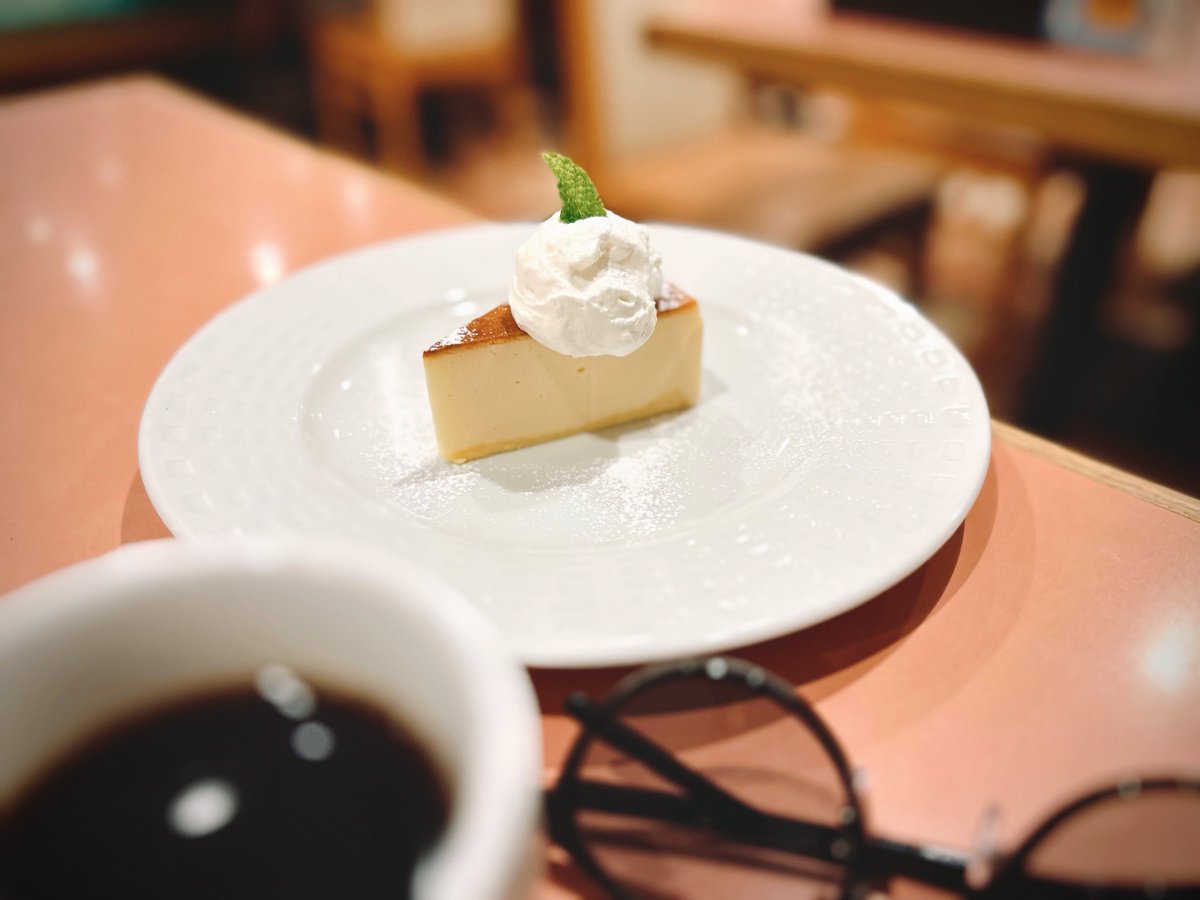 tomocfp's tweet photo. 昨夜、胃袋に入ったモノ達...

最近、食べ過ぎ案件につき、ちょい体重増加⤴︎⤴︎

※ 僕のBDではない！笑 https://t.co/IYbqx2WaL3