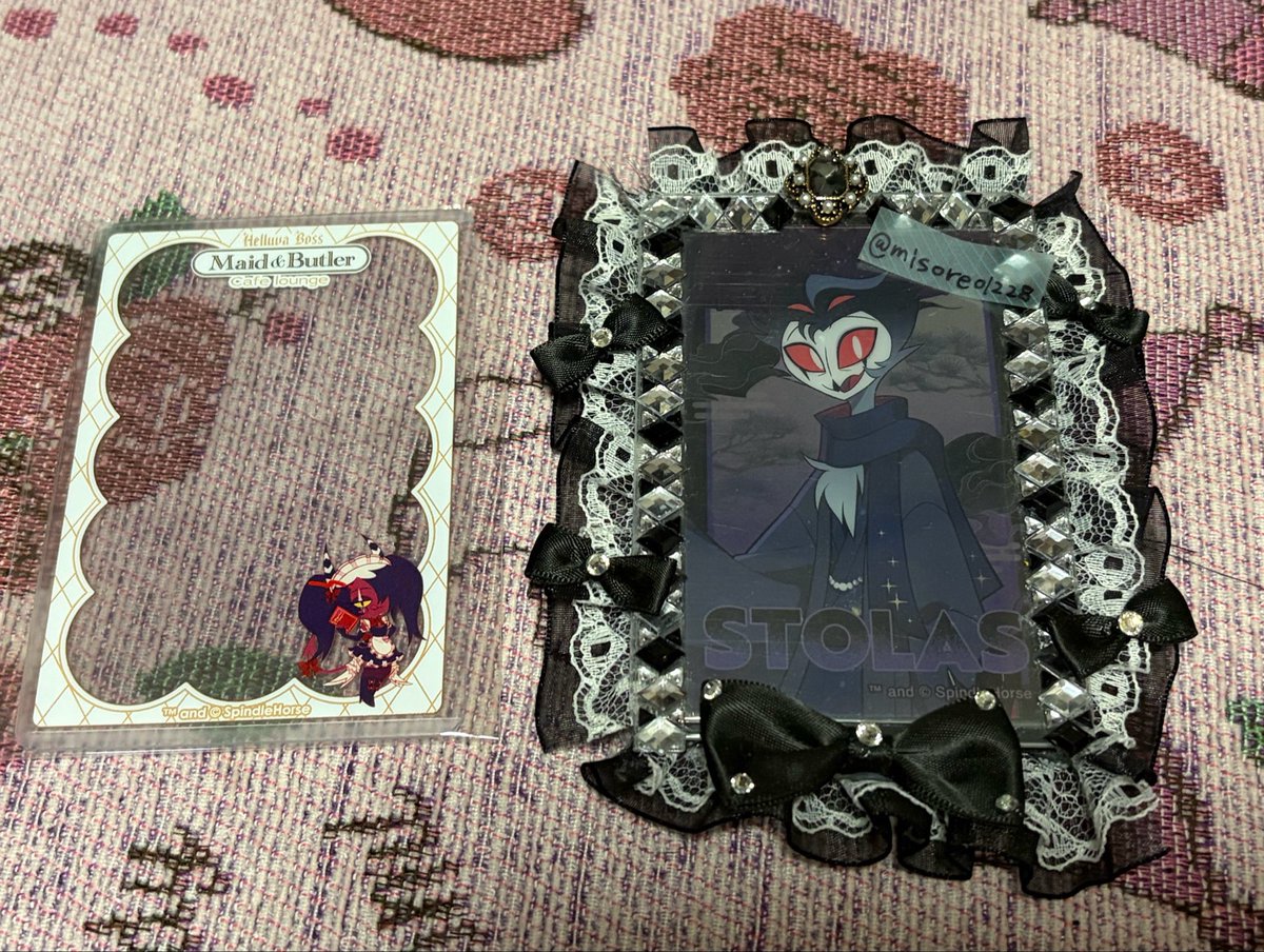 misoreo1228's tweet photo. 【交換】 ヘルヴァボス アニメイトカフェ

譲🪶サリー・メイ

求🪶同種ストラス>ヴェロシカ

検索からでもお気軽にお声掛けください。

予定ですが6月3日池袋午後にて手渡し可能です。 https://t.co/WuF1OQhWRd