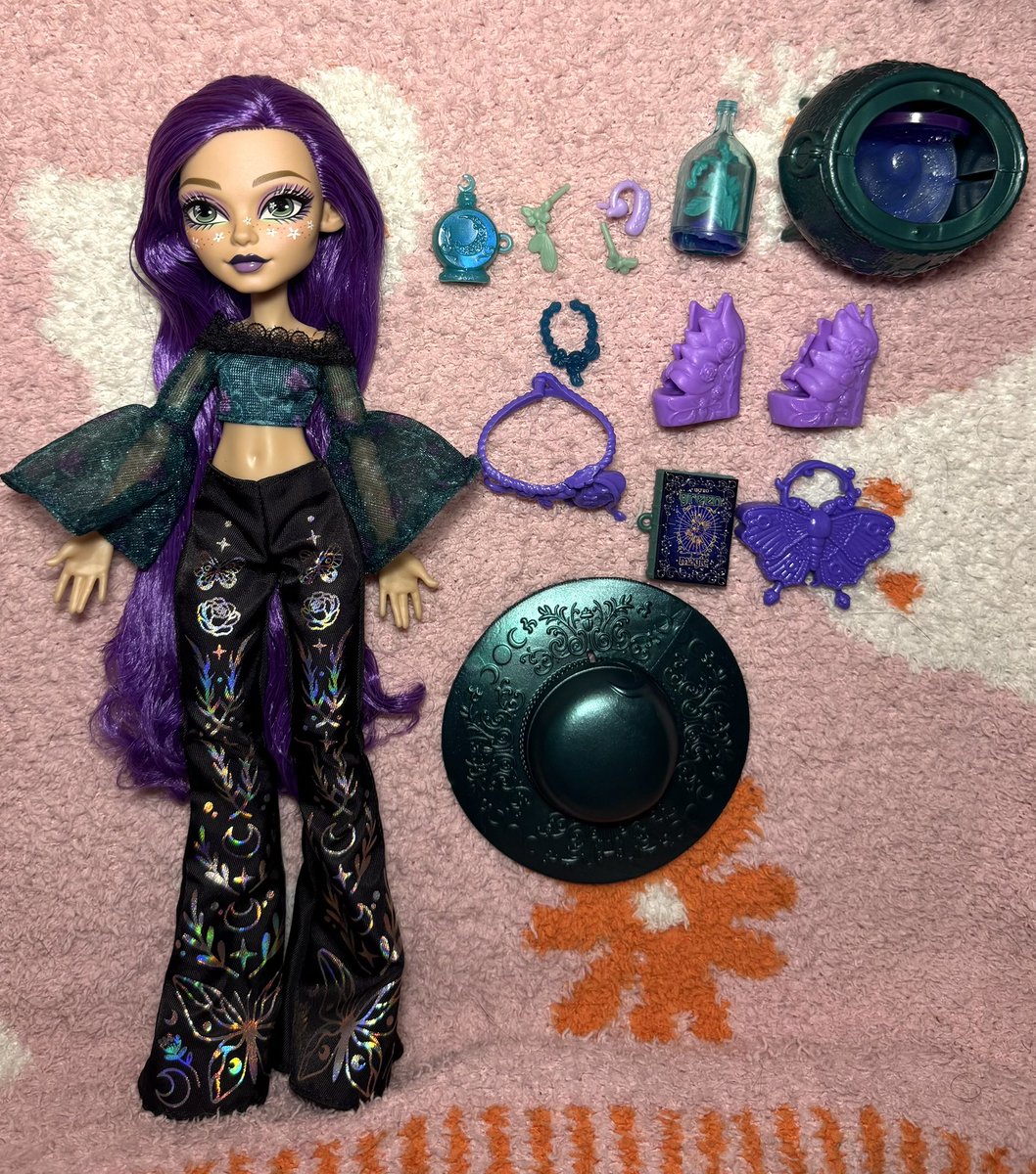 Ghoulia News tweet media