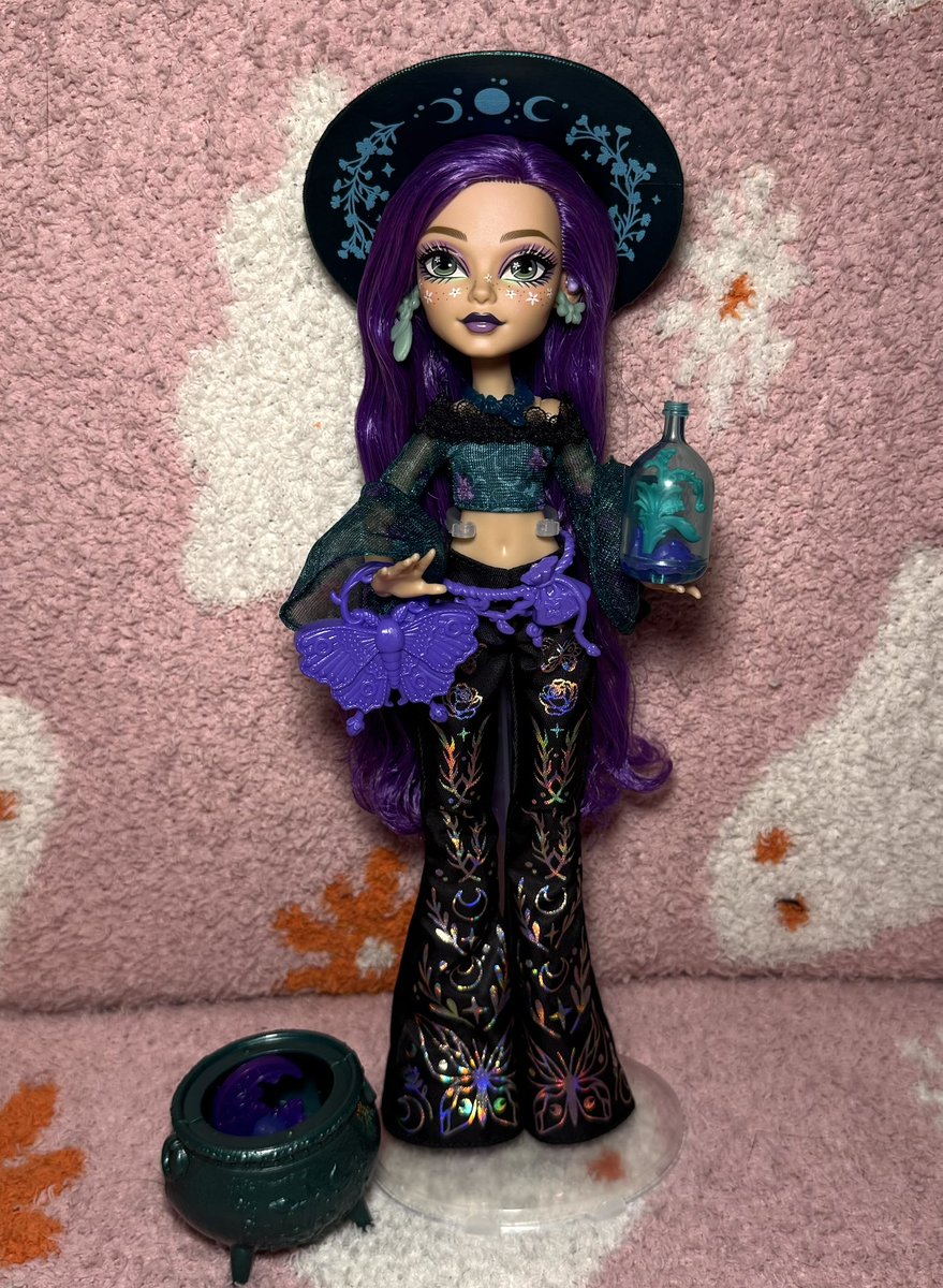 Ghoulia News tweet media