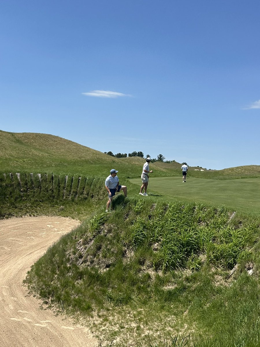 caddietales's tweet photo. My new friend Landon was such a good sport today. He missed getting over this massive bunker on our 11th hole by a foot, but instead of whining like a baby he crawled like one to get to his ball 😂.

Can you believe he salvaged par from here!? 😳👌👋👊🔥

Fun moment with a fun group today!