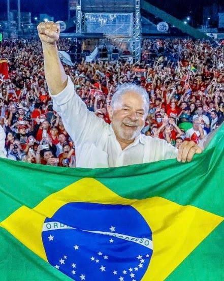 CostaJr2023's tweet photo. Lula será reeleito com mais de 65 milhões de votos no 1° turno!
EFEITO LULA https://t.co/KLGyto3Saq