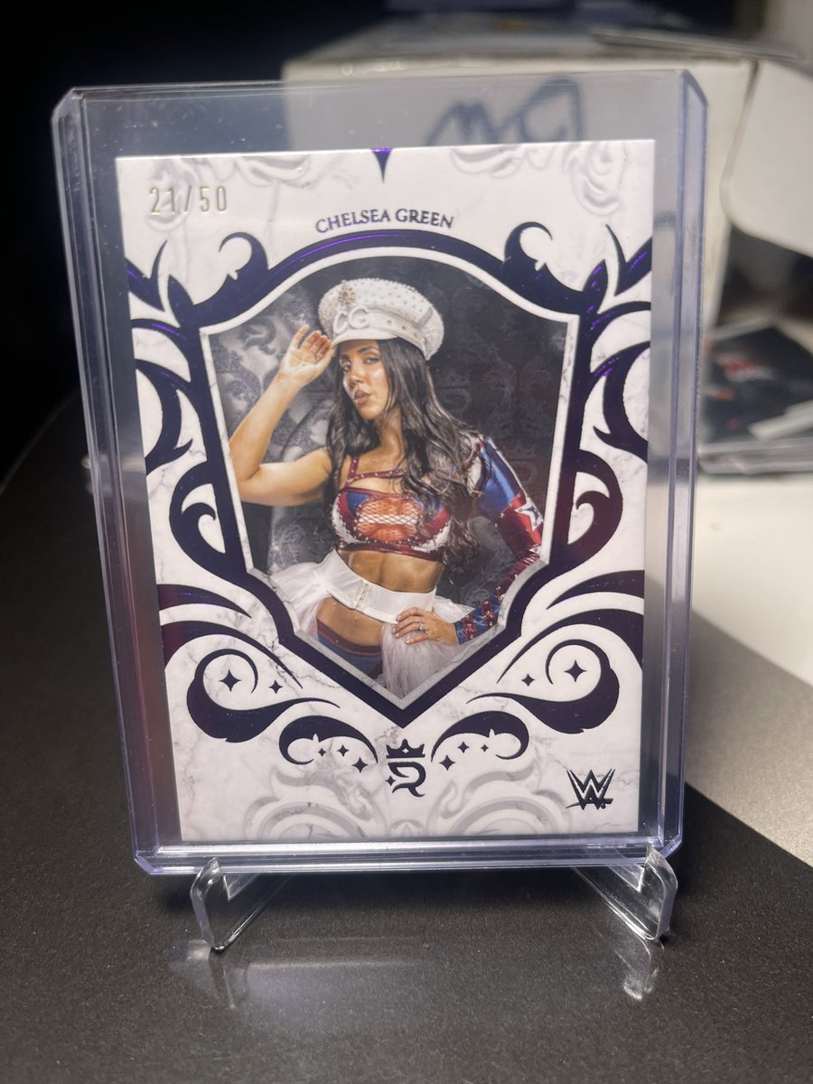 TheNotoriousGPB's tweet photo. 3….

Chelsea Green royalty /50
$40/shipped

@RefBrandonTolle @KyleKnyx @CardboardPC @ImChelseaGreen @TheMattCardona tag the wrestling peeps https://t.co/DATZz2YyPm