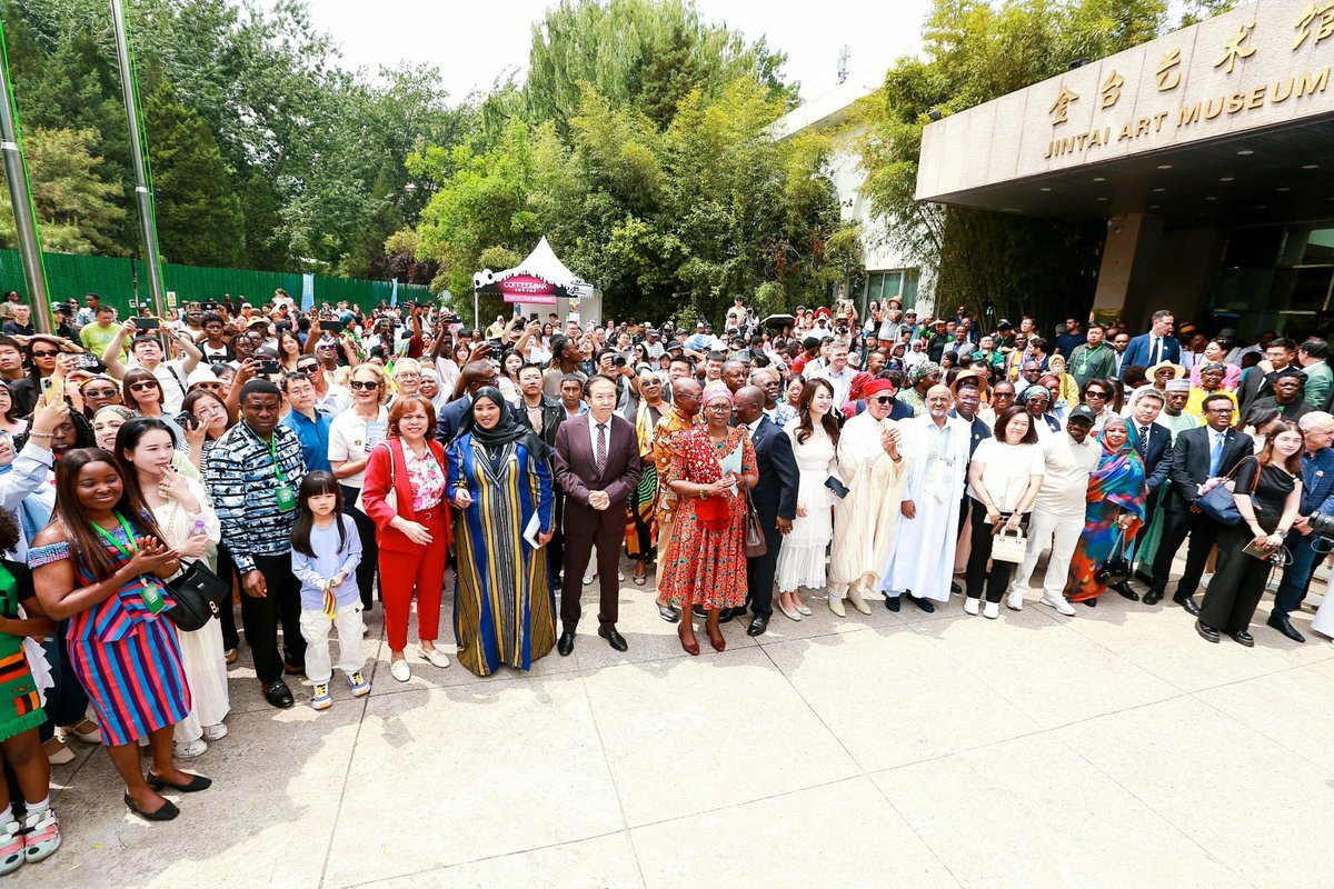 Ambbubeij's tweet photo. Lancement avec Succès ce 23 mai la Journée Culturelle de l'Afrique 2026 à Beijing  par  S.E. M. Télesphore Irambona, Ambassadeur du Burundi en République Populaire de Chine, Président du Comité d'Organisation(1) https://t.co/qsPWp1LU0i